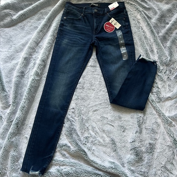 Express Jeans - Picture 1 of 5